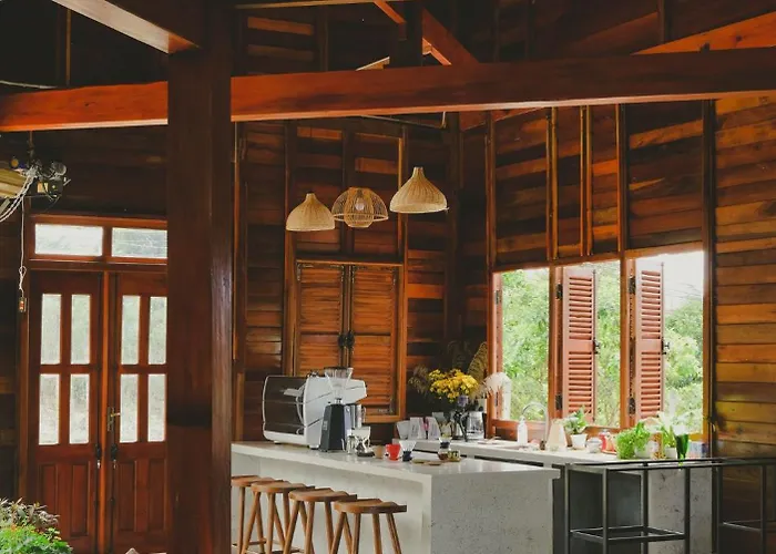 Elon Coffee Farmstay