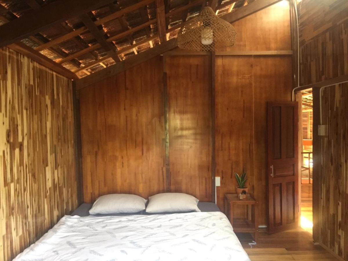 Elon Coffee Country house