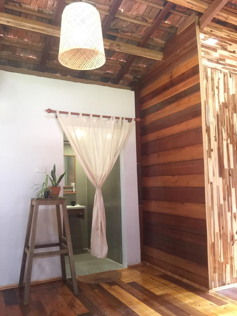 Elon Coffee Da Lat